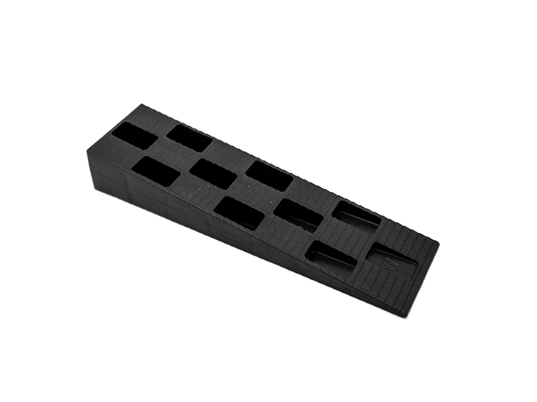 Клин монтажный 115х30х19 в Санкт-Петербурге Клин монтажный 115х30х19 в Санкт-Петербурге