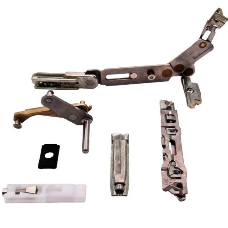 Комплект петель LM AXXENT PLUS-D A0004 левый в Новосибирске